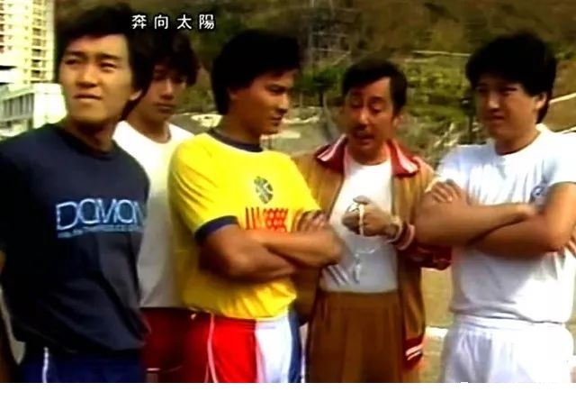 私荐||没变成星爷的周星驰,那些跑龙套的"黑历史"