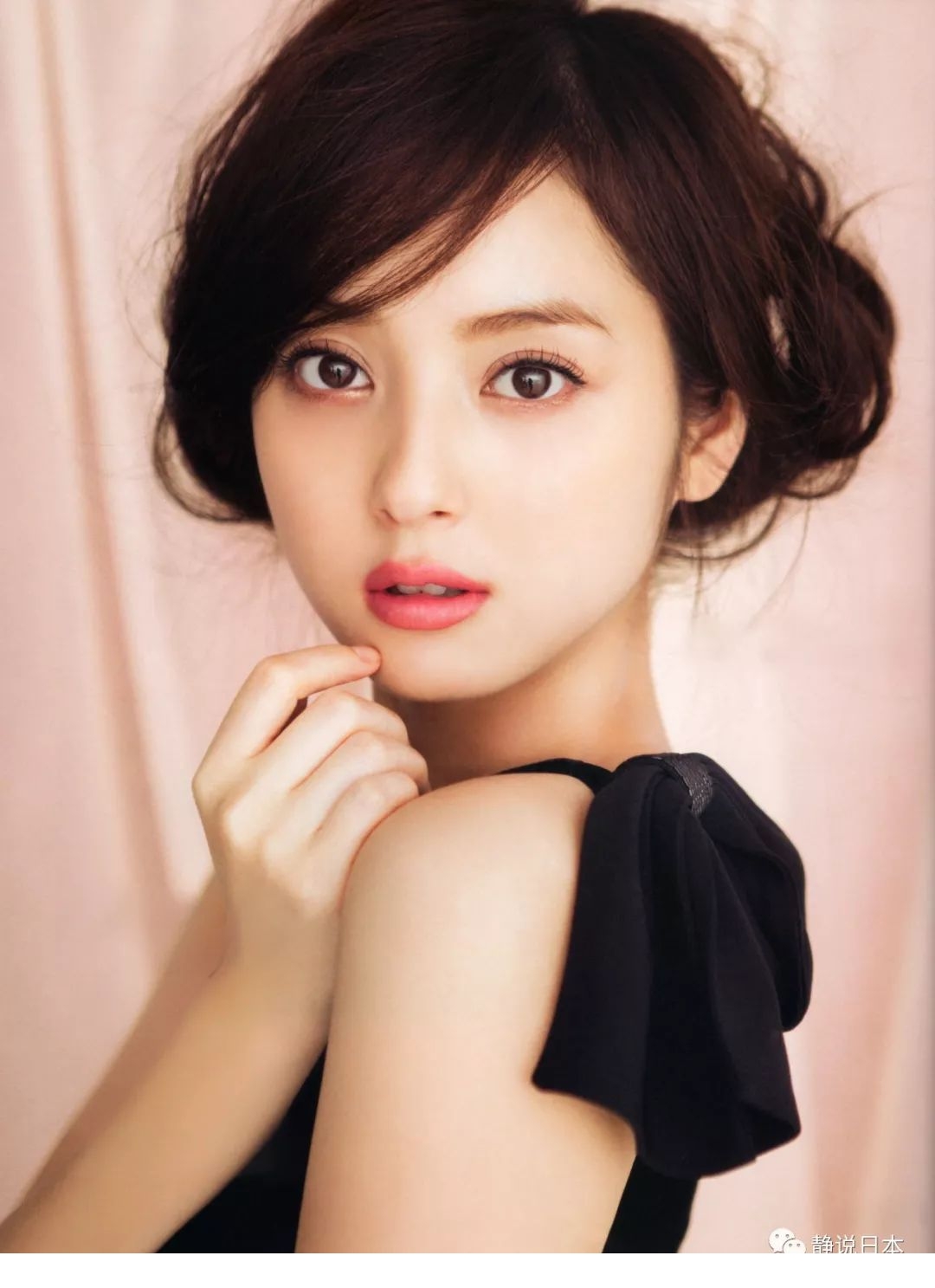 日本美女Coser写真美图欣赏 妹子皮肤白皙身材出众_3DM单机