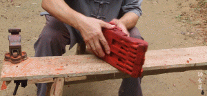 最近主页君在油管上,看到了几个老外在